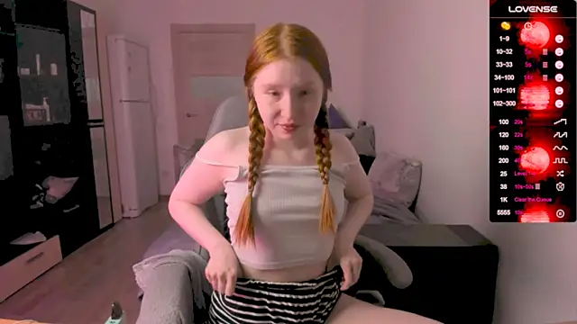 CallMeEffy1 online show from August 2026 05:18:02 PM