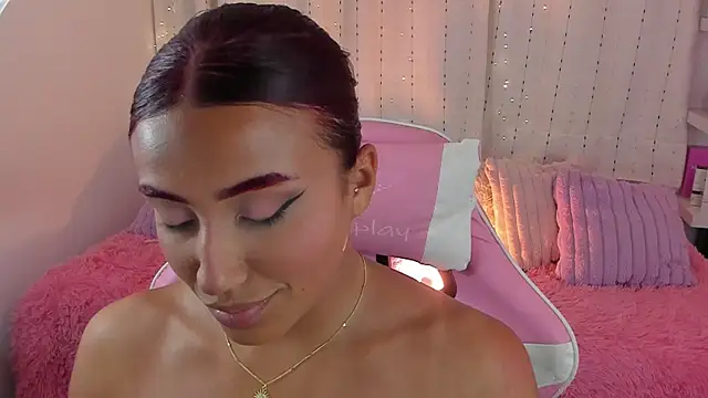 veronicaxx69 online show from September 2025 12:45:01 AM