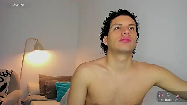 Curlblue online show from October 2025 08:07:01 AM