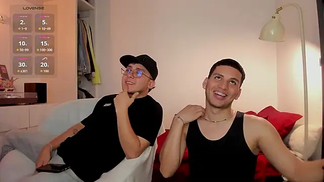 Curlblue online show from March 2026 04:08:02 AM