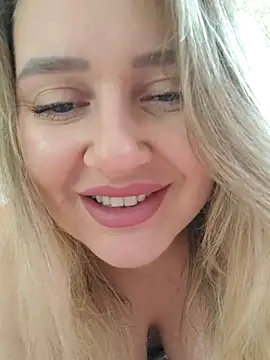 Snapshot of LadyLolyPop_ chatting on September 2025 02:38:01 AM LadyLolyPop online show from September 2025 02:38:01 AM