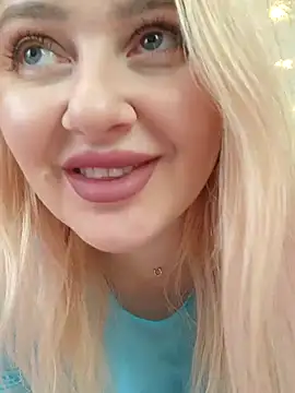 Snapshot of LadyLolyPop_ chatting on November 2025 02:11:01 AM LadyLolyPop online show from November 2025 02:11:01 AM