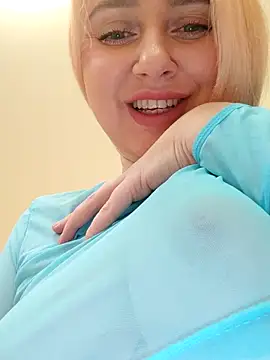 Snapshot of LadyLolyPop_ chatting on November 2025 11:50:01 PM LadyLolyPop online show from November 2025 11:50:01 PM