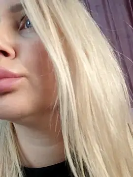 Snapshot of LadyLolyPop_ chatting on May 2026 01:54:02 AM LadyLolyPop online show from May 2026 01:54:02 AM
