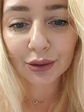Snapshot of LadyLolyPop_ chatting on July 2026 03:28:01 AM LadyLolyPop online show from July 2026 03:28:01 AM
