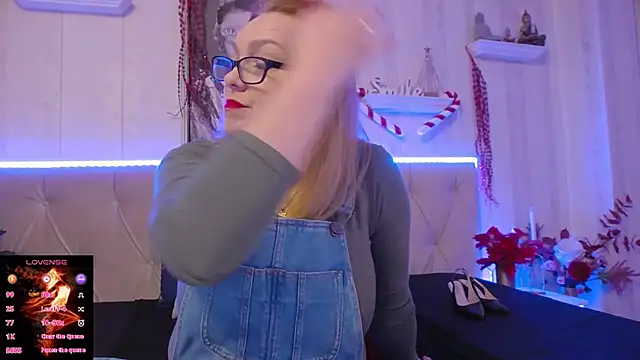 LadyJeen online show from December 2025 03:29:02 PM