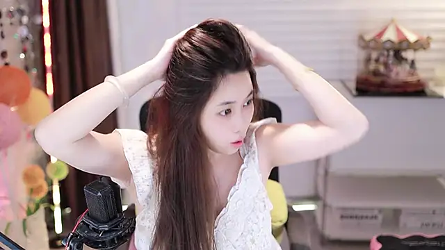 SleepArtist online show from November 2025 06:40:01 PM