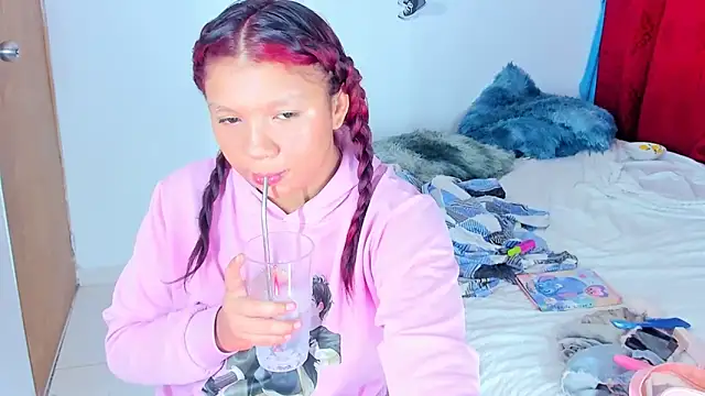 Emily Coper18 online show from September 2025 06:19:02 AM