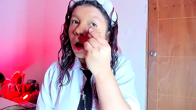 Emily Coper18 online show from March 2026 01:58:02 PM