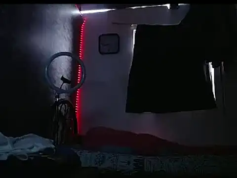 Snapshot of bulguehot chatting on February 2025 01:44:01 PM bulguehot online show from February 2025 01:44:01 PM