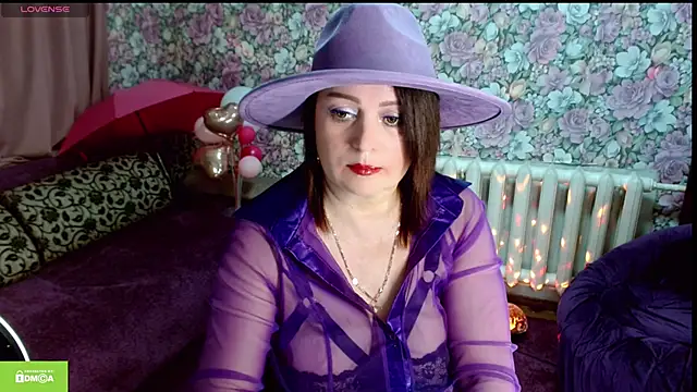 Snapshot of Julia-ru chatting on April 2026 06:25:02 PM Julia-ru online show from April 2026 06:25:02 PM