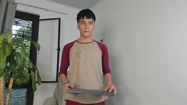 sebas rose online show from October 2025 10:10:01 PM