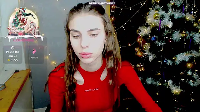 Snapshot of EmmyGreans chatting on December 2024 06:39:01 AM EmmyGreans online show from December 2024 06:39:01 AM