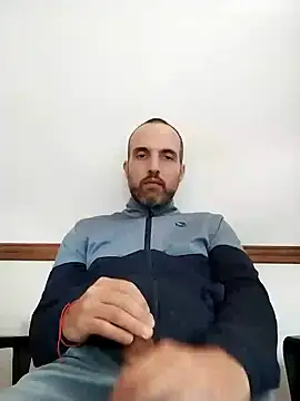 leon3875 online show from December 2024 03:33:02 PM