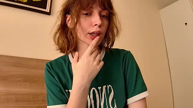 Snapshot of sun_place chatting on March 2025 08:51:02 AM sun place online show from March 2025 08:51:02 AM