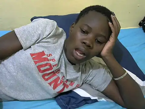 hey its andreana online show from January 2025 09:35:02 PM