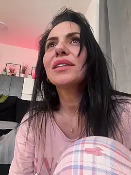 Snapshot of KimKelly13 chatting on January 2025 10:44:01 AM KimKelly13 online show from January 2025 10:44:01 AM