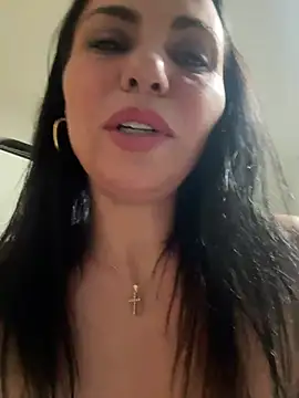 Snapshot of KimKelly13 chatting on February 2025 11:55:01 PM KimKelly13 online show from February 2025 11:55:01 PM