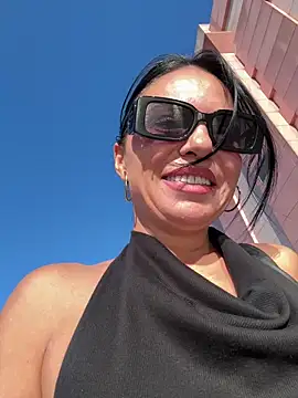 Snapshot of KimKelly13 chatting on September 2025 01:54:02 PM KimKelly13 online show from September 2025 01:54:02 PM