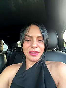 KimKelly13 online show from October 2025 04:29:01 PM