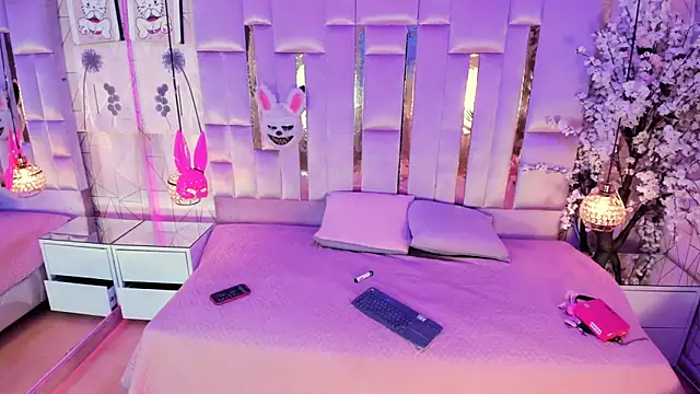 Broklinwhite  online show from February 2026 02:07:01 PM