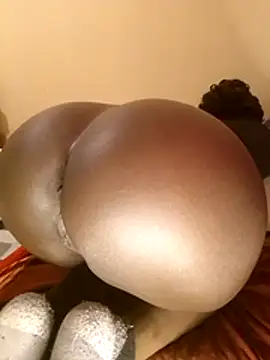 Misskhalifa  online show from October 2025 12:23:01 PM