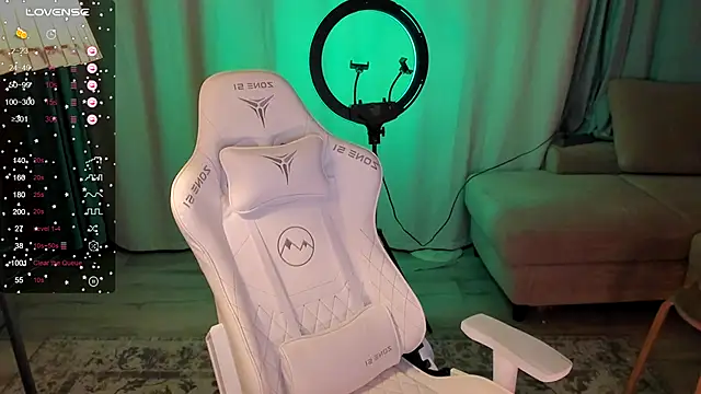 falcon baby online show from October 2025 06:39:01 PM