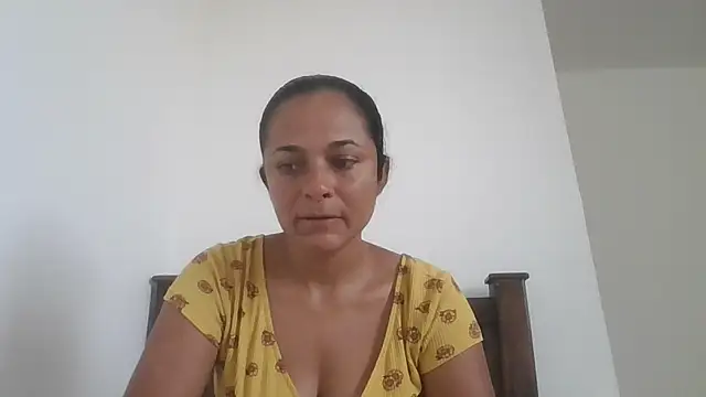 GiveLove1 online show from November 2025 12:22:02 PM