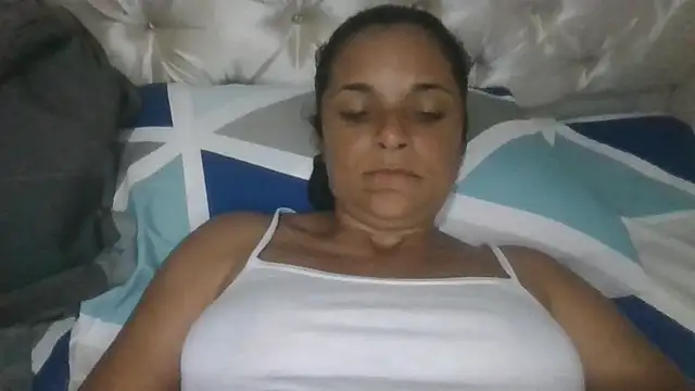 GiveLove1 online show from December 2025 03:37:02 AM