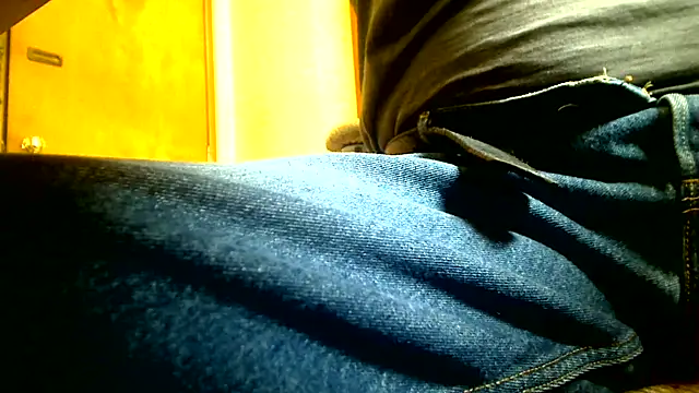 markluvskitty online show from April 2026 03:46:02 PM