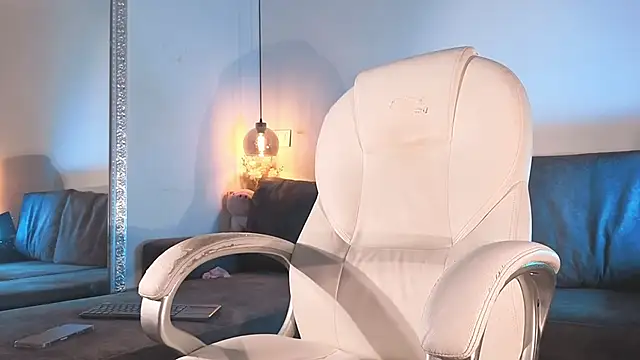 Isabella francoo online show from April 2026 11:49:01 AM