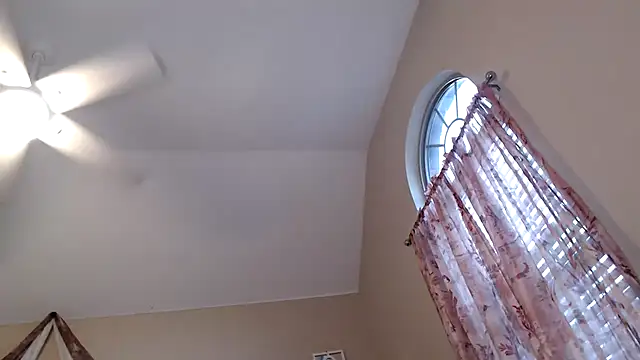 Snapshot of TheAsianFantasy chatting on December 2024 11:14:02 PM TheAsianFantasy online show from December 2024 11:14:02 PM