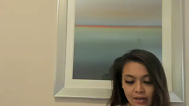 Snapshot of TheAsianFantasy chatting on September 2025 03:19:02 AM TheAsianFantasy online show from September 2025 03:19:02 AM