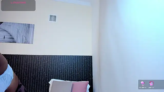 chanel brunette online show from March 2025 06:12:02 PM