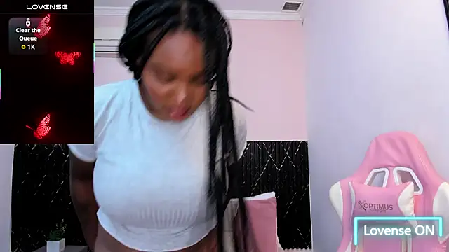 chanel brunette online show from September 2025 05:59:02 PM