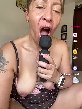 Snapshot of elmarsexydoll chatting on July 2026 01:06:02 PM elmarsexydoll online show from July 2026 01:06:02 PM