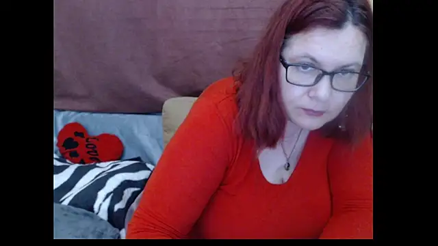 PlayfullMature online show from April 2026 06:10:01 PM