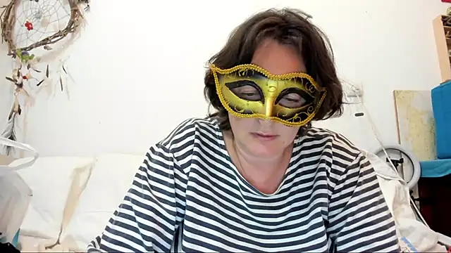 Snapshot of IsraeliMilf chatting on January 2025 09:03:01 PM IsraeliMilf online show from January 2025 09:03:01 PM