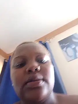 queennapal online show from April 2026 12:55:02 PM