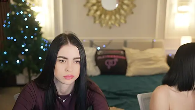 Tina Breeze online show from December 2025 08:34:02 AM