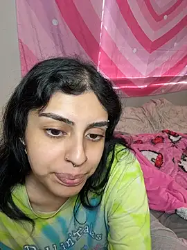 ThickerThanYoBitch online show from November 2025 03:08:02 PM