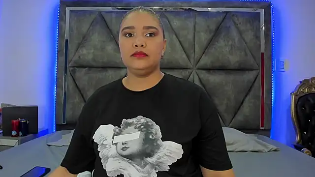 Snapshot of Danielaandximena chatting on December 2024 02:56:02 AM Danielaandximena online show from December 2024 02:56:02 AM