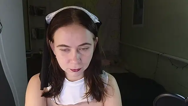 Riley Roo online show from October 2025 05:03:01 PM