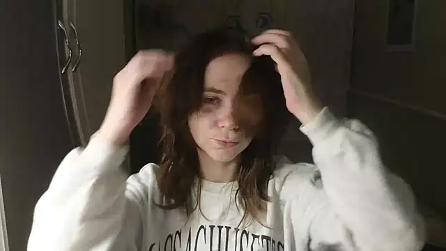 Riley Roo online show from November 2025 04:40:02 PM