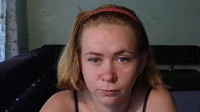 Riley Roo online show from June 2026 07:31:02 AM