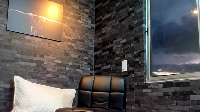 Snapshot of BruceDallas chatting on November 2025 10:58:02 PM BruceDallas online show from November 2025 10:58:02 PM