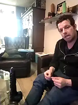 Knuffelstaaf123 online show from March 2025 10:06:02 AM