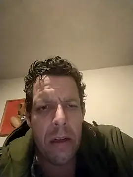 Knuffelstaaf123 online show from March 2025 01:46:01 AM