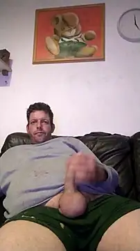 Knuffelstaaf123 online show from October 2025 05:12:02 PM