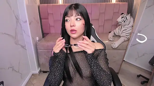 Snapshot of _mia_collins_b_ chatting on October 2025 01:09:01 PM  mia collins b  online show from October 2025 01:09:01 PM